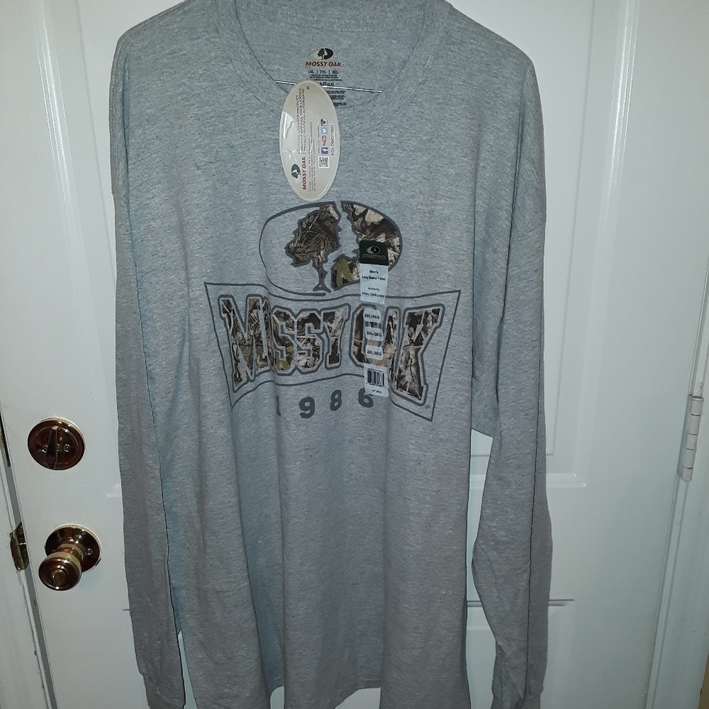 Mossy oak shirt gray